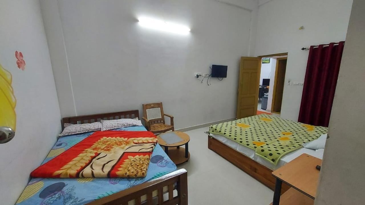 Greenpepperhomestay Munnar Anaviratty Dış mekan fotoğraf