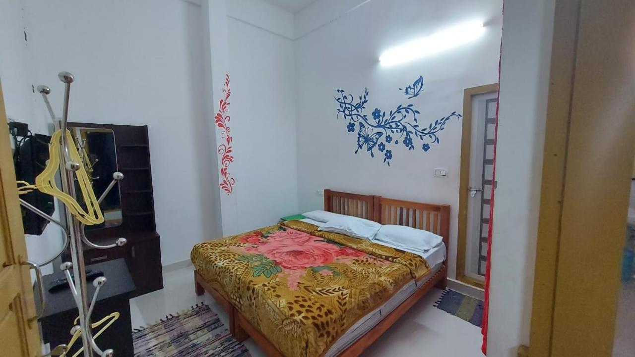 Greenpepperhomestay Munnar Anaviratty Dış mekan fotoğraf