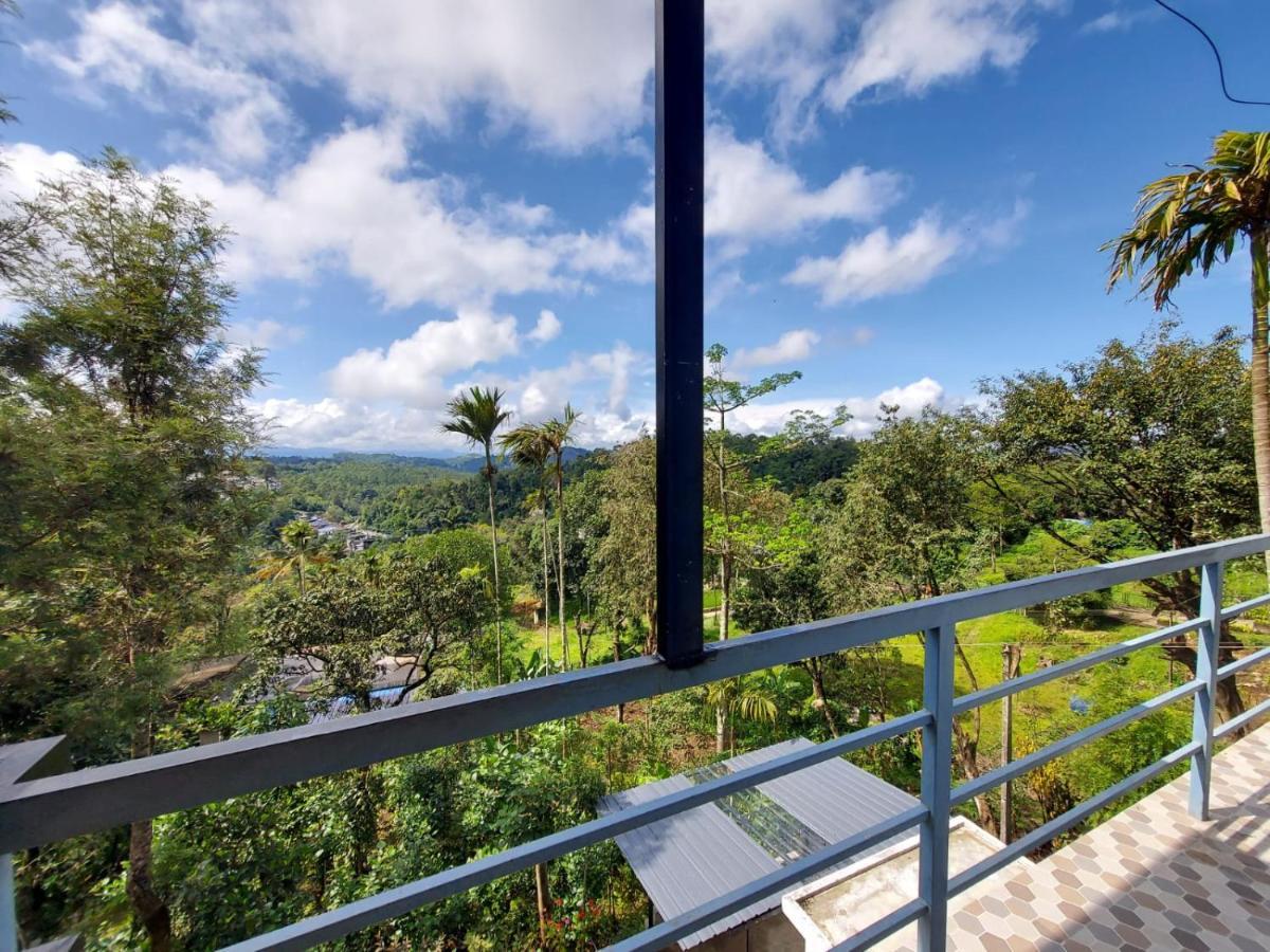 Greenpepperhomestay Munnar Anaviratty Dış mekan fotoğraf