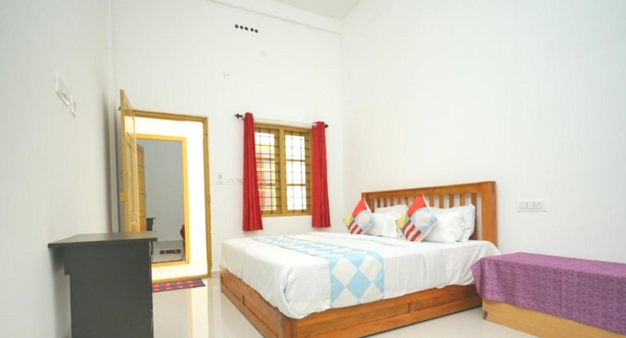 Greenpepperhomestay Munnar Anaviratty Dış mekan fotoğraf
