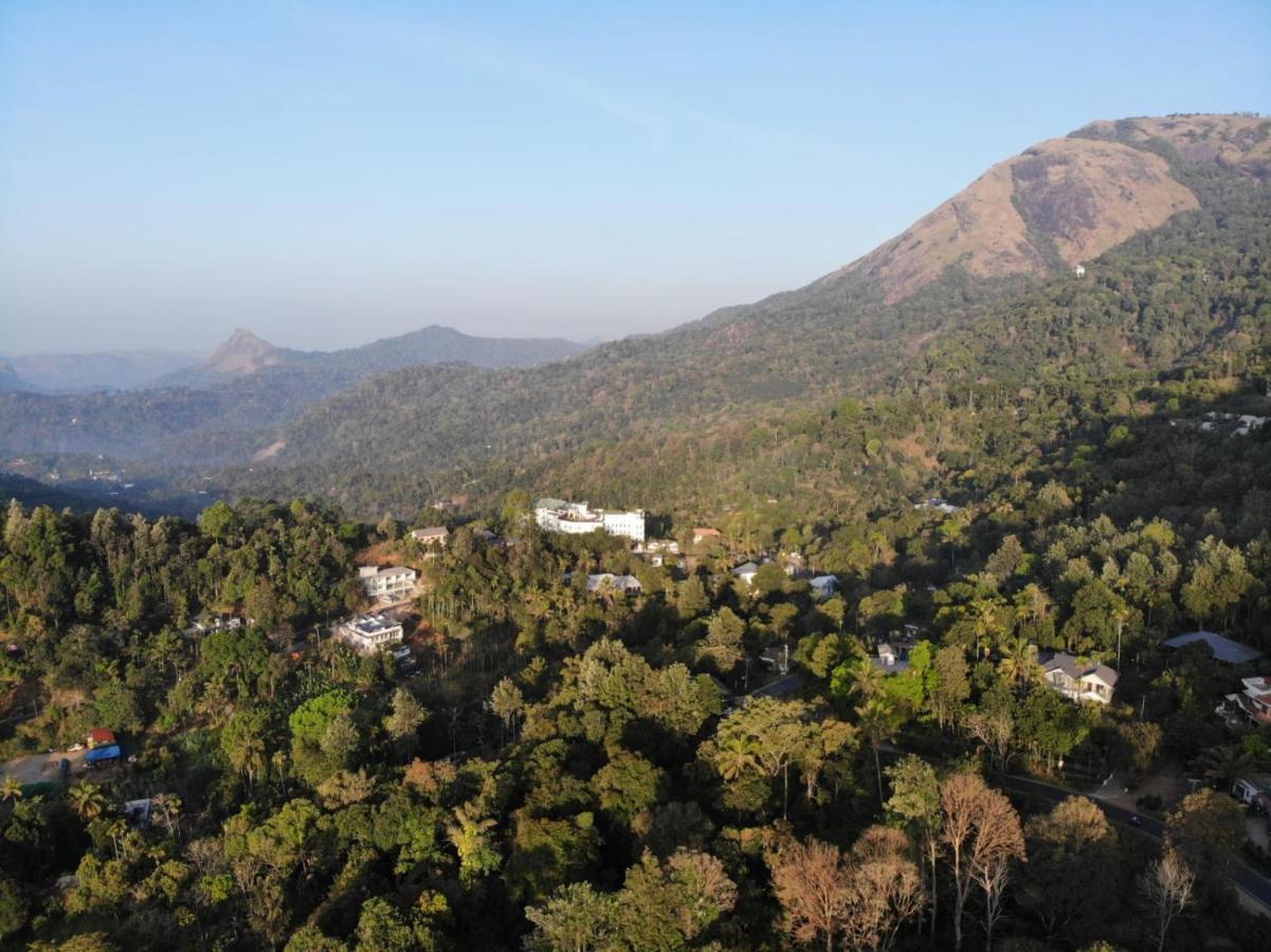 Greenpepperhomestay Munnar Anaviratty Dış mekan fotoğraf